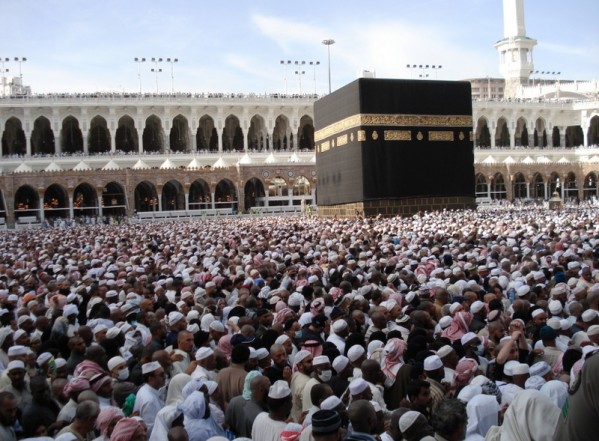 خطبة الجمعة 18/ 11/ 1432هـ- فضيلةالحج خطبة الجمعة 18/ 11/ 1432هـ- فضيلةالحج