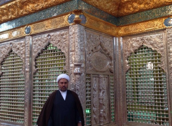زيارة قفص ضريح مقام الإمامين العسكريين (ع) في قم المقدسة زيارة قفص ضريح مقام الإمامين العسكريين (ع) في قم المقدسة
